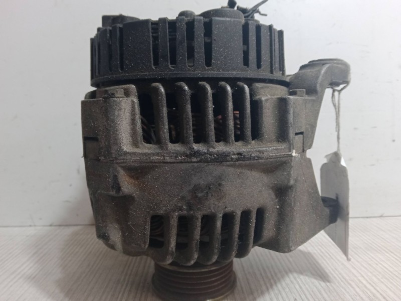 Recambio de alternador para audi a4 b5 (8d2) 1.8 referencia OEM IAM   