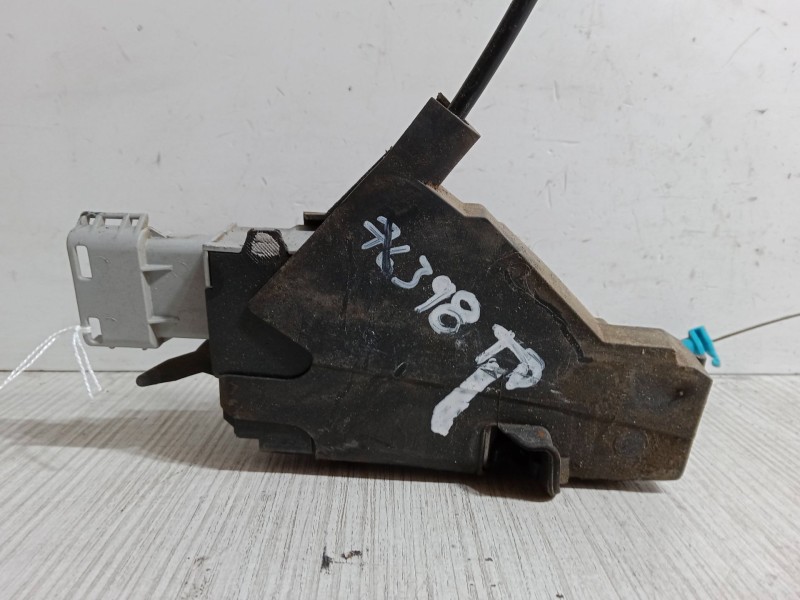 Recambio de cerradura puerta trasera derecha para citroën c4 i (lc_) 1.4 16v referencia OEM IAM   