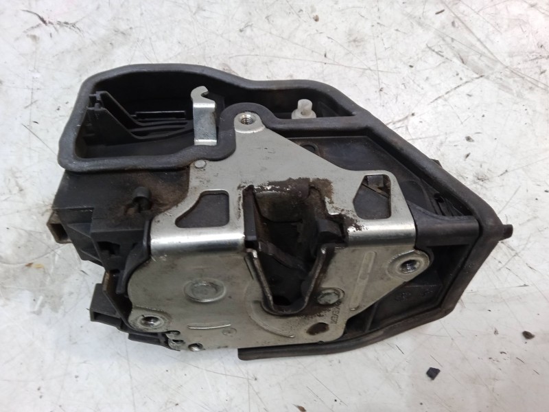 Recambio de cerradura puerta trasera derecha para bmw 1 (e87) 120 d referencia OEM IAM   