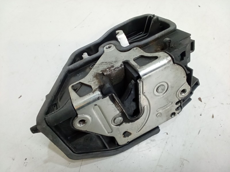 Recambio de cerradura puerta trasera izquierda para bmw 1 (e87) 120 d referencia OEM IAM   