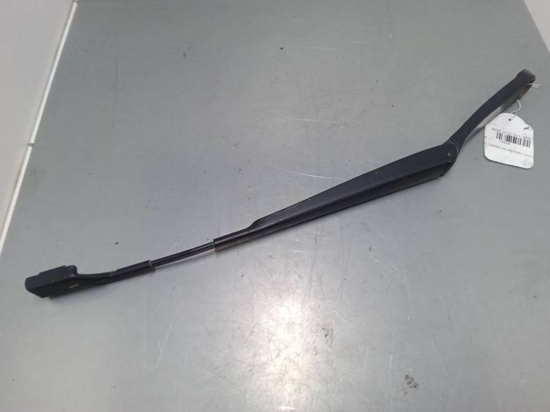 BRAZO LIMPIA DELANTERO IZQUIERDO 