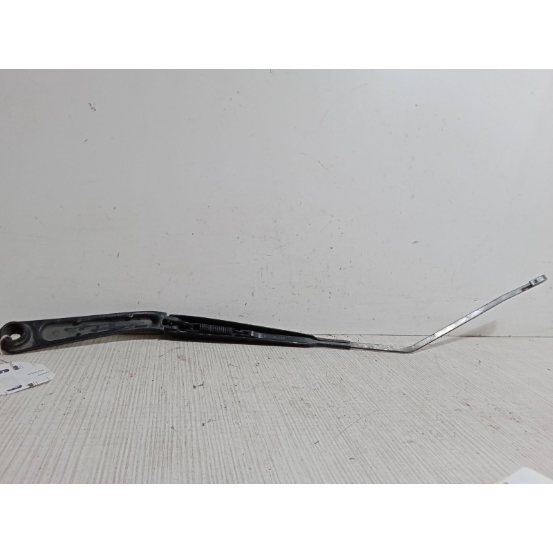 Recambio de brazo limpia delantero derecho para nissan juke (f15) 1.5 dci referencia OEM IAM   