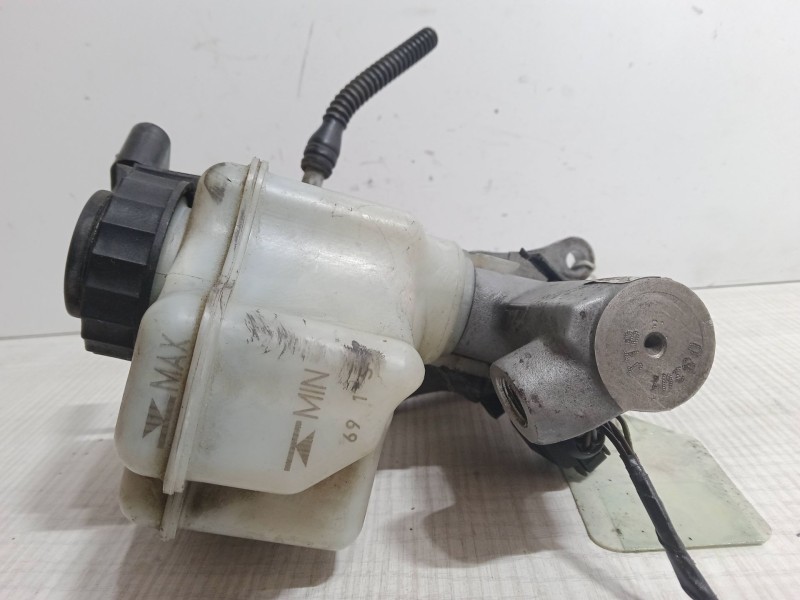 Recambio de bomba freno para seat leon (1p1) 1.6 tdi referencia OEM IAM 1k1611301D  