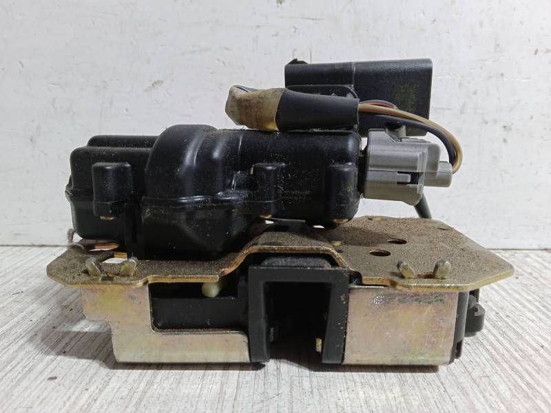 CERRADURA MALETERO / PORTON 