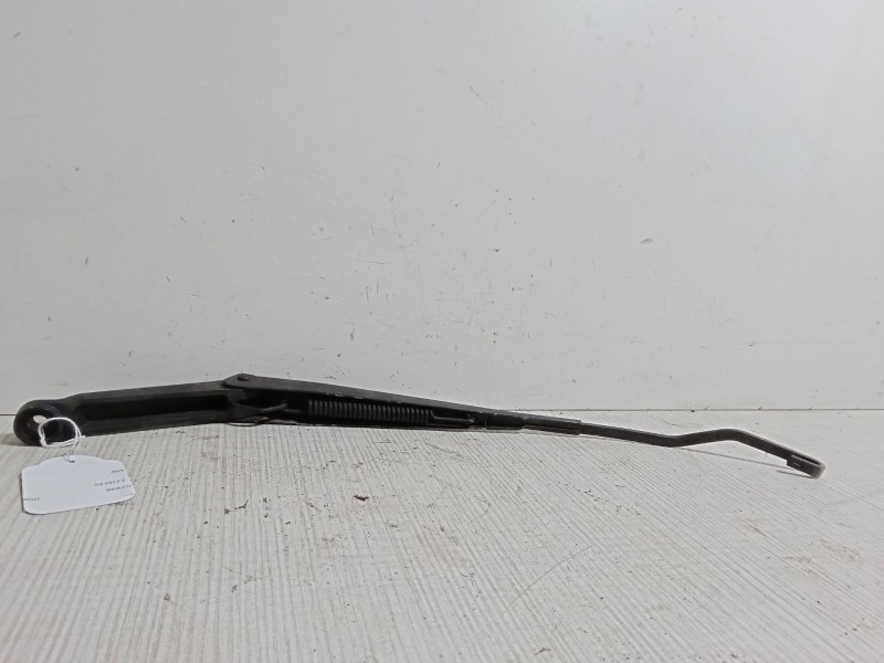 Recambio de brazo limpia delantero izquierdo para chevrolet aveo / kalos hatchback (t200) 1.2 referencia OEM IAM   