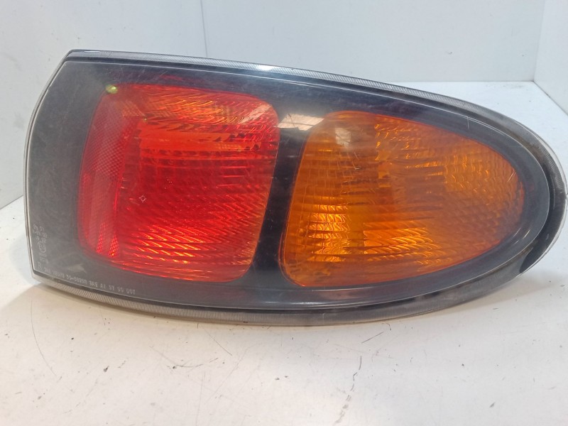 Recambio de piloto trasero derecho para daewoo lanos (klat) 1.3 referencia OEM IAM   