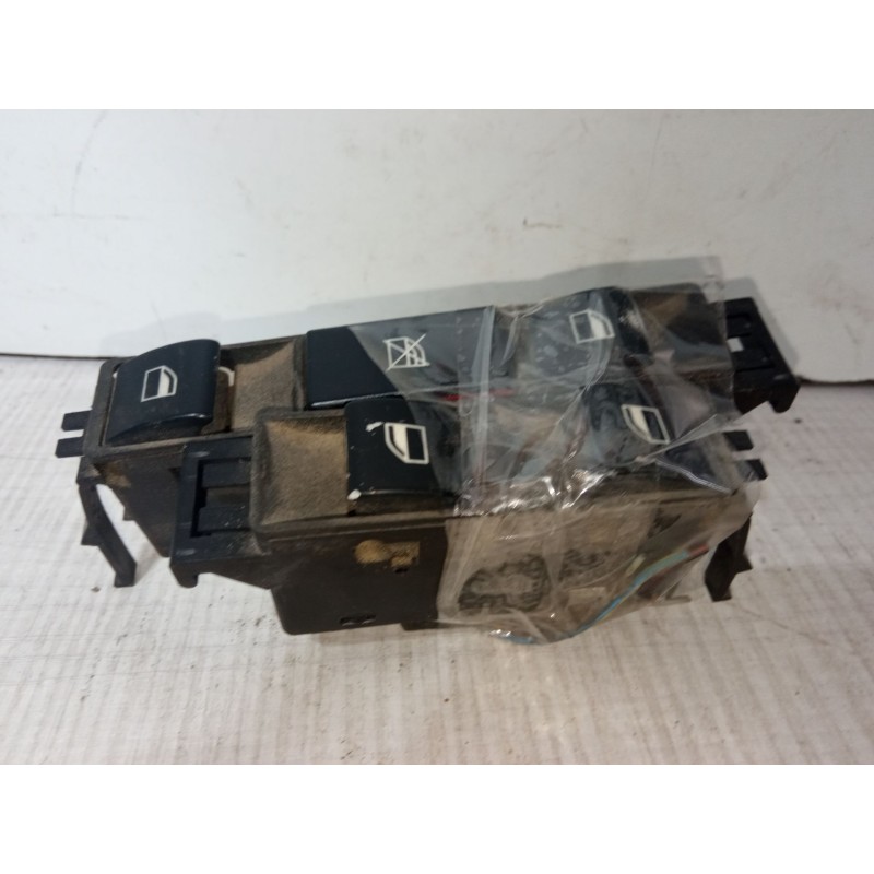 Recambio de mando elevalunas delantero derecho para bmw 3 (e46) 320 i referencia OEM IAM 6131-8381514 61.31-8 381 518 