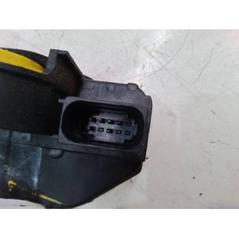 CERRADURA PUERTA DELANTERA IZQUIERDA 