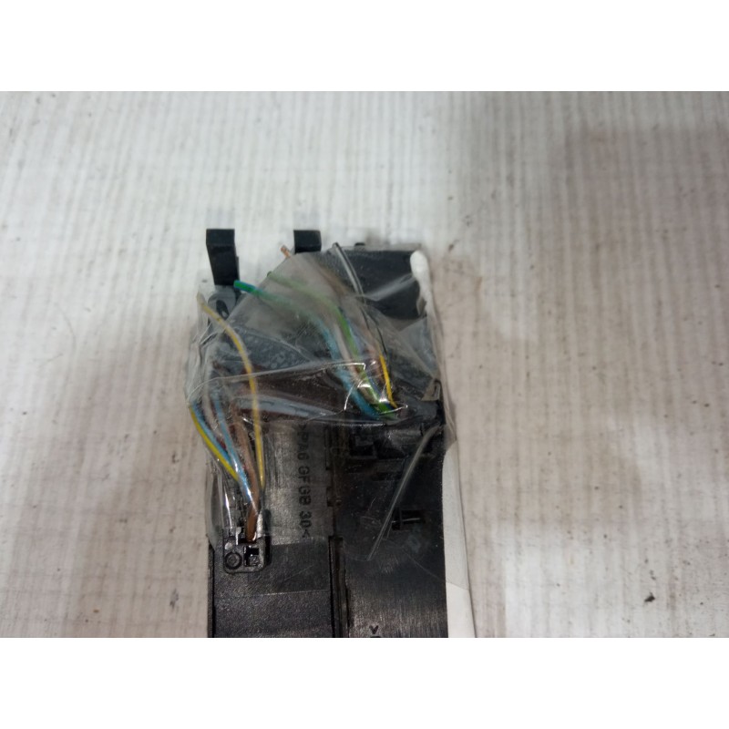 Recambio de mando elevalunas delantero derecho para bmw 3 (e46) 320 i referencia OEM IAM 6131-8381514 61.31-8 381 518 