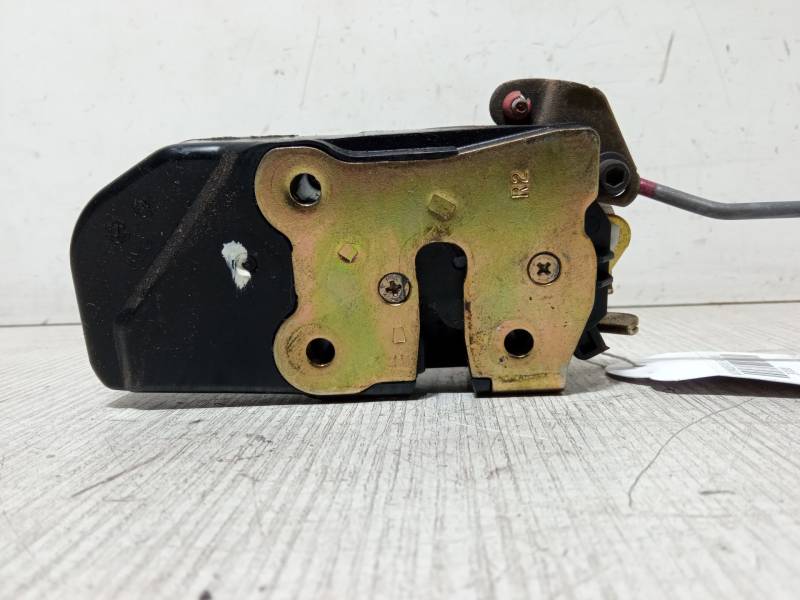 CERRADURA PUERTA DELANTERA DERECHA 