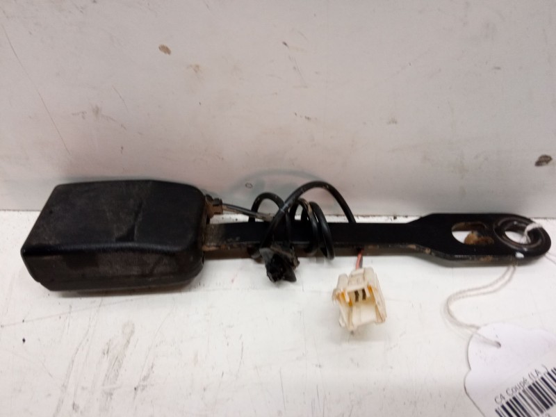 Recambio de anclaje cinturon delantero izquierdo para citroën c4 coupé (la_) 1.6 hdi referencia OEM IAM   