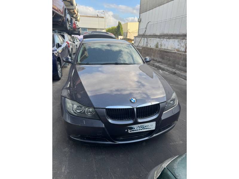 BMW 3 (E90)