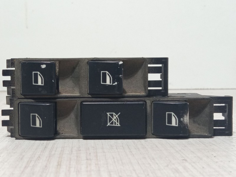 Recambio de mando elevalunas delantero derecho para bmw 3 (e46) 320 i referencia OEM IAM 6131-8381514 61.31-8 381 518 