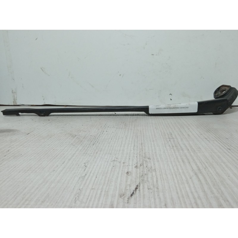 Recambio de brazo limpia delantero derecho para seat leon (1p1) 1.6 tdi referencia OEM IAM   