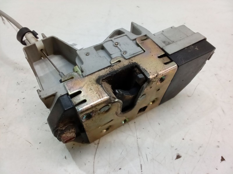 Recambio de cerradura puerta trasera derecha para peugeot 307 sw (3h) 2.0 hdi 90 referencia OEM IAM   