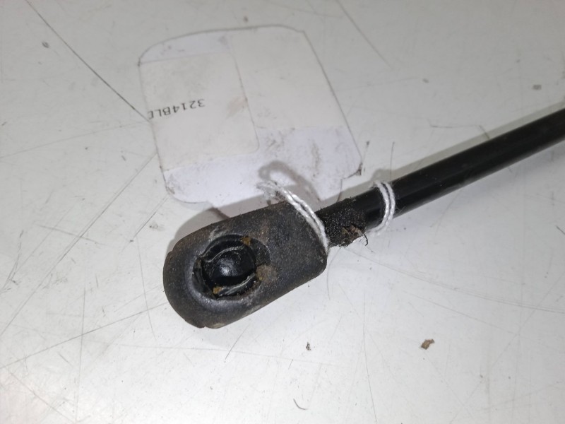 Recambio de amortiguadores capo para volkswagen polo (6n2) 1.4 16v referencia OEM IAM   