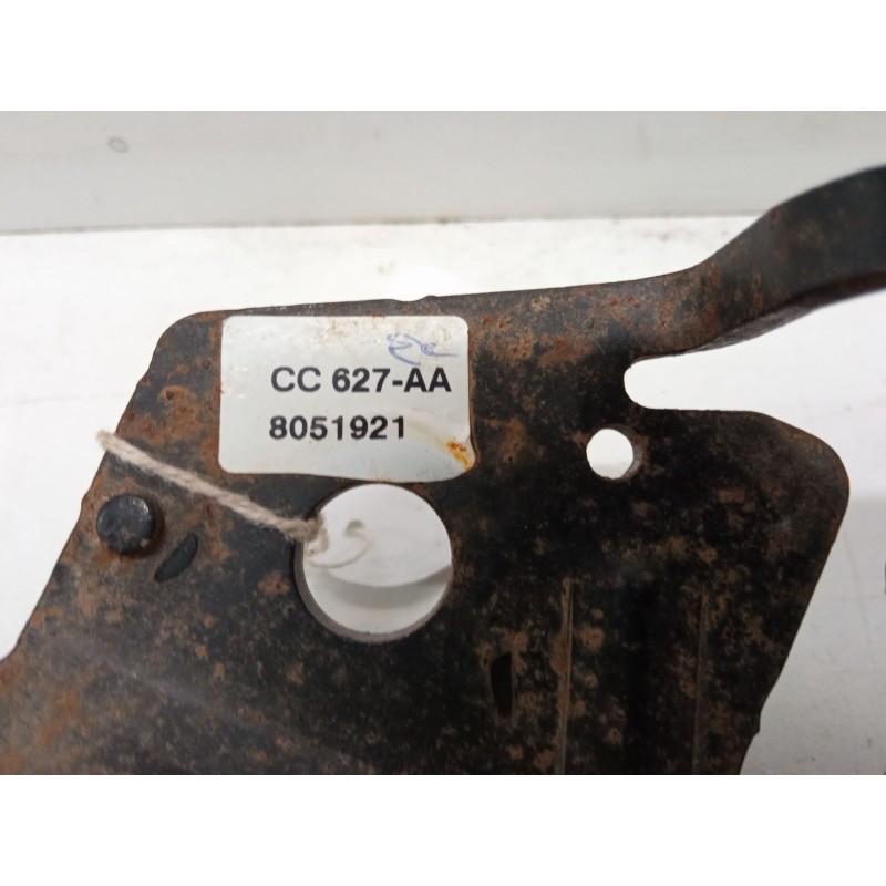 Recambio de anclaje cinturon trasero izquierdo para citroën c4 coupé (la_) 1.6 hdi referencia OEM IAM CC627-AA   Recambio de anclaje cinturon trasero izquierdo para citroën c4 coupé (la_) 1.6 hdi referencia OEM IAM CC627-AA