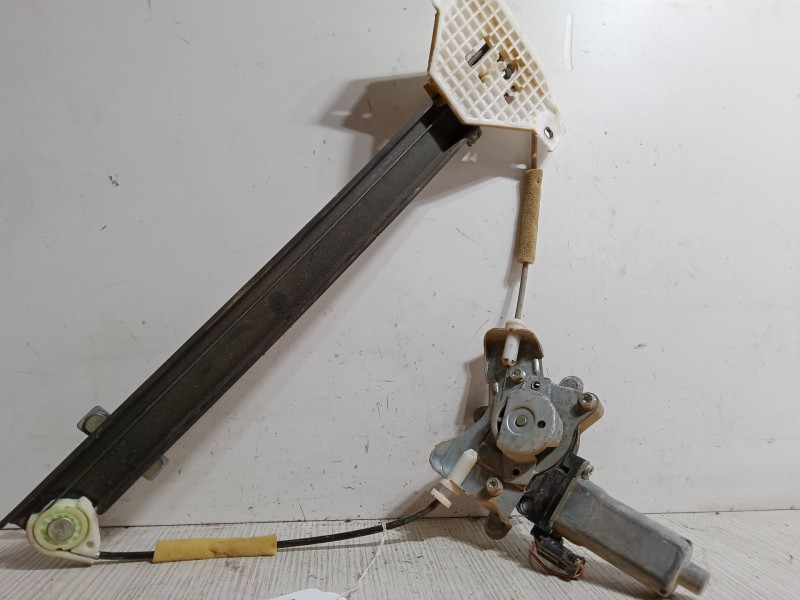 Recambio de elevalunas electrico trasero izquierdo para ssangyong rodius i 2.7 xdi referencia OEM IAM   