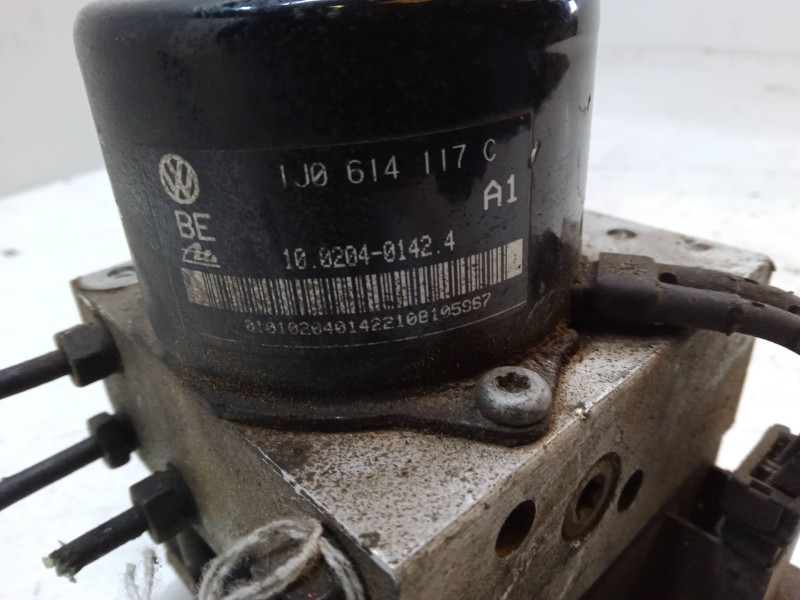 Recambio de abs para volkswagen golf iv (1j1) 1.9 tdi referencia OEM IAM 1J0614117C  10020401424