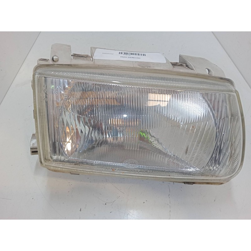 Recambio de faro derecho para volkswagen polo iii (6n1) 60 1.4 referencia OEM IAM   