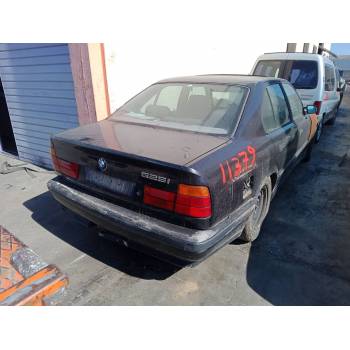 BMW 5 (E34)