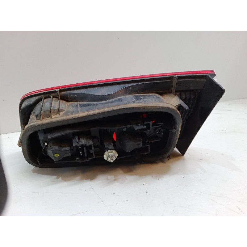Recambio de piloto trasero porton izquierdo para renault laguna ii (bg0/1_) 1.9 dci (bg1a, bg1v) referencia OEM IAM   