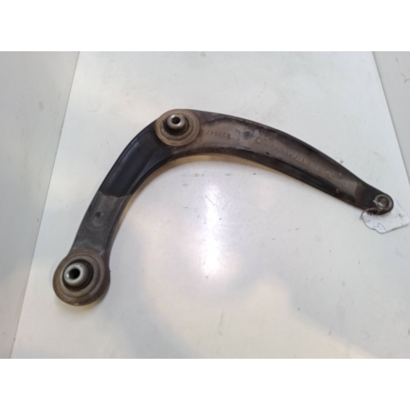 Recambio de brazo suspension inferior delantero derecho para peugeot 5008 (0u_, 0e_) 1.6 hdi referencia OEM IAM   