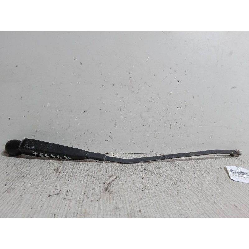 Recambio de brazo limpia delantero derecho para renault kangoo (kc0/1_) d 65 1.9 (kc0e, kc02, kc0j, kc0n) referencia OEM IAM   