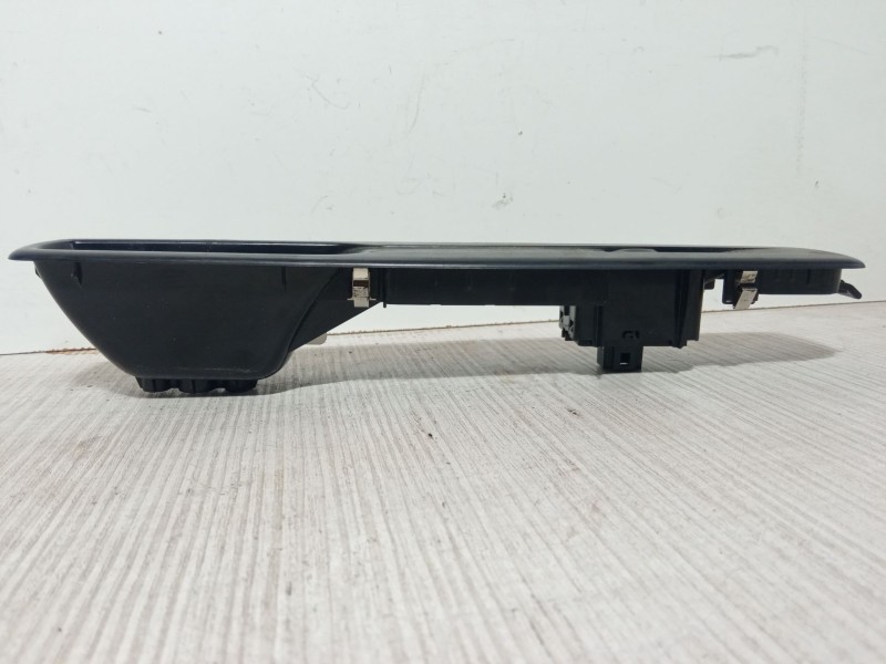 Recambio de mando elevalunas delantero izquierdo para renault scénic iii (jz0/1_) 1.5 dci referencia OEM IAM   