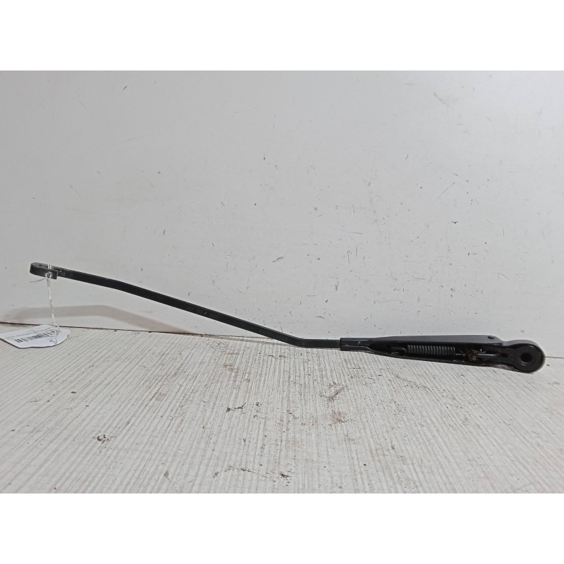Recambio de brazo limpia delantero derecho para renault kangoo (kc0/1_) d 65 1.9 (kc0e, kc02, kc0j, kc0n) referencia OEM IAM   