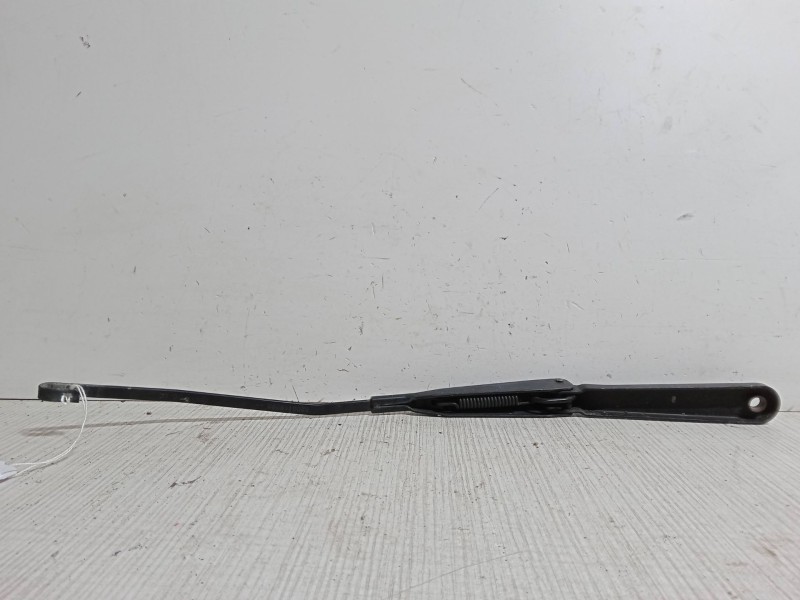 Recambio de brazo limpia delantero izquierdo para renault kangoo (kc0/1_) d 65 1.9 (kc0e, kc02, kc0j, kc0n) referencia OEM IAM  