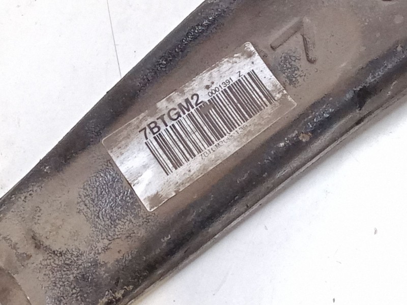 Recambio de brazo suspension inferior delantero izquierdo para peugeot 5008 (0u_, 0e_) 1.6 hdi referencia OEM IAM   