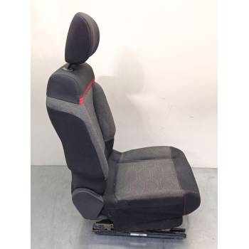 ASIENTO DELANTERO IZQUIERDO 