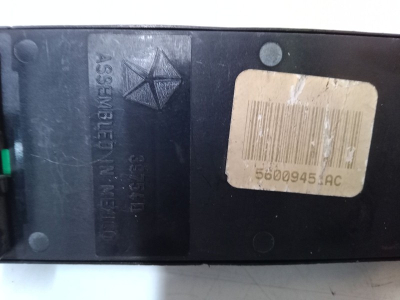 Recambio de mando elevalunas delantero derecho para jeep cherokee (xj) 2.5 tdi 4x4 referencia OEM IAM 56009451AC  39754D