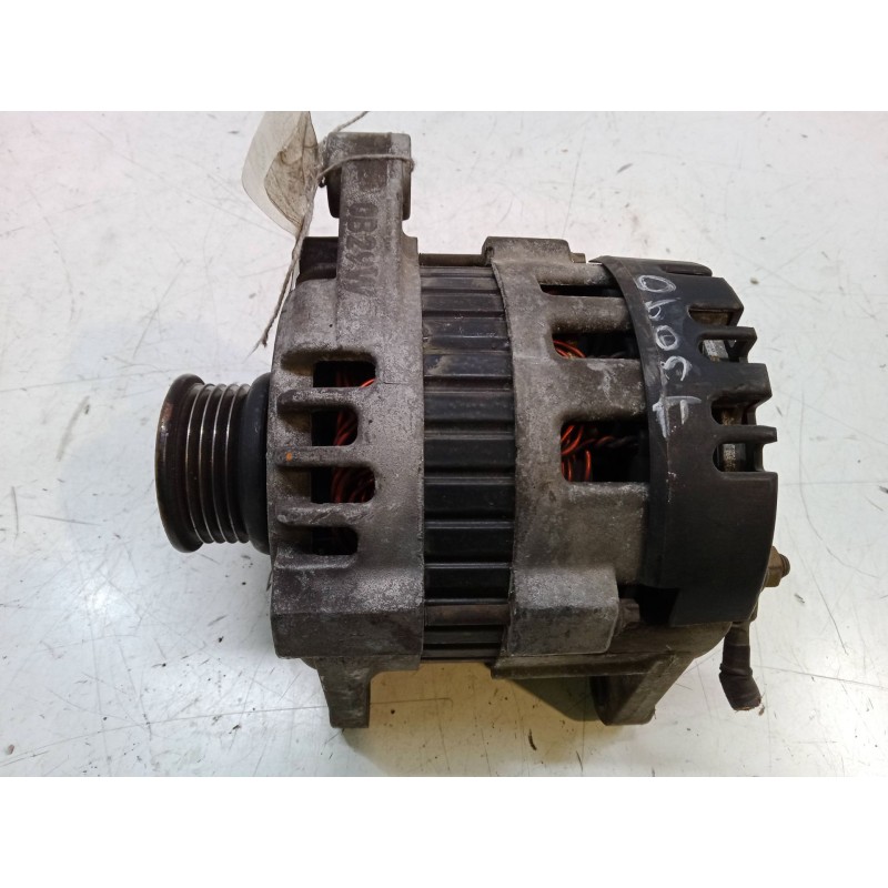 Recambio de alternador para daewoo lanos (klat) 1.5 referencia OEM IAM 038903023L  0124325001287