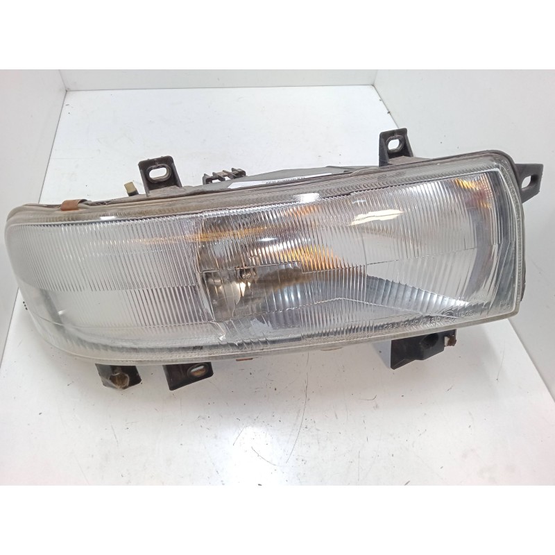 Recambio de faro derecho para renault master ii autobús (jd) 2.2 dci 90 referencia OEM IAM   