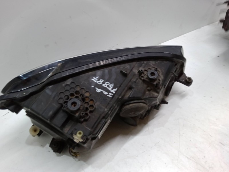 Recambio de faro izquierdo para volkswagen caddy iv furgoneta/monovolumen (saa, sah) 2.0 tdi 4motion referencia OEM IAM   