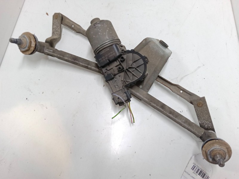 Recambio de motor limpia delantero para peugeot 206 hatchback (2a/c) 1.4 16v referencia OEM IAM 390241523  