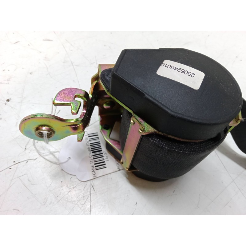 Recambio de cinturon seguridad delantero izquierdo para renault megane ii coupé-cabriolet (em0/1_) 1.9 dci referencia OEM IAM   