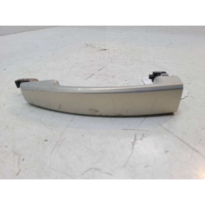 Recambio de maneta exterior puerta delantera izquierda para opel zafira / zafira family b (a05) 1.6 (m75) referencia OEM IAM   