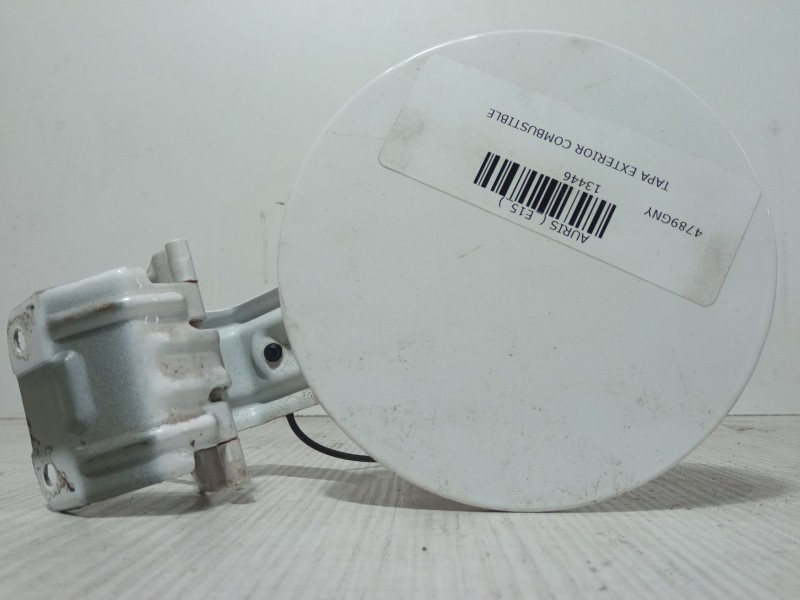 Recambio de tapa exterior combustible para toyota auris (_e15_) 1.4 d-4d (nde150_) referencia OEM IAM   