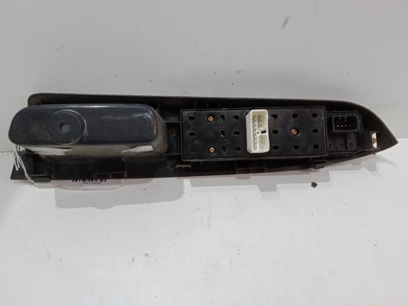 Recambio de mando elevalunas delantero izquierdo para hyundai getz (tb) 1.5 crdi referencia OEM IAM   