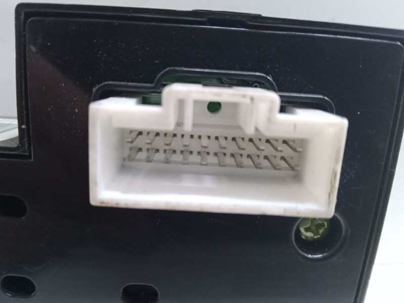 Recambio de mando elevalunas delantero izquierdo para hyundai i30 (fd) 1.6 crdi referencia OEM IAM   