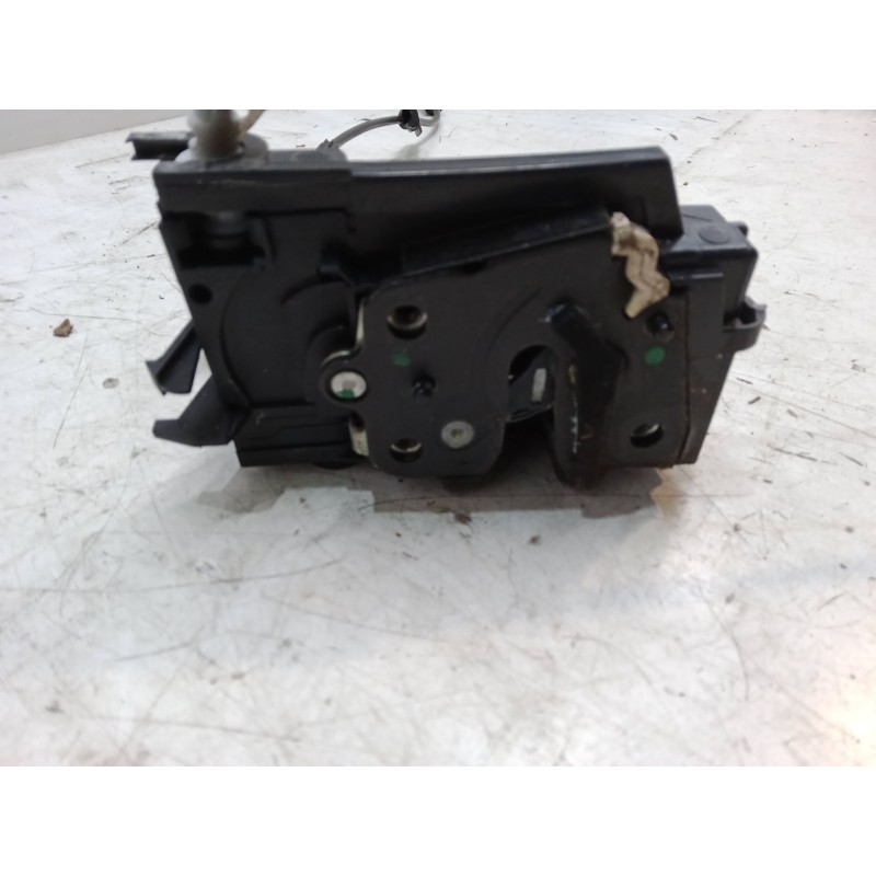 Recambio de cerradura puerta trasera izquierda para citroën c4 grand picasso ii (da_, de_) 2.0 bluehdi 150 referencia OEM IAM   