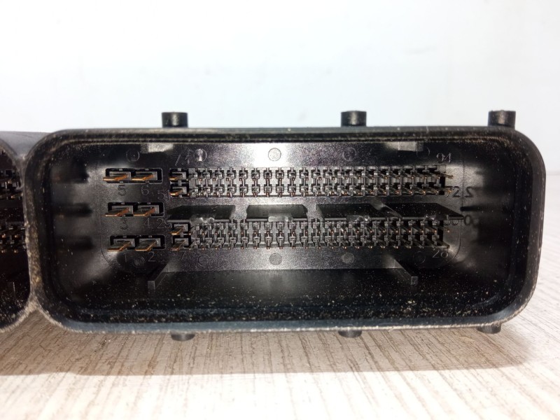 Recambio de centralita motor uce para suzuki swift iii (mz, ez) 1.3 ddis (rs 413d) referencia OEM IAM FGP55195173ABMJD6JO.S5HW01