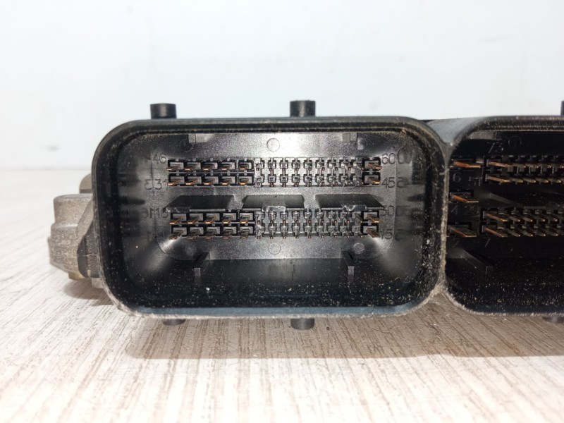 Recambio de centralita motor uce para suzuki swift iii (mz, ez) 1.3 ddis (rs 413d) referencia OEM IAM FGP55195173ABMJD6JO.S5HW01