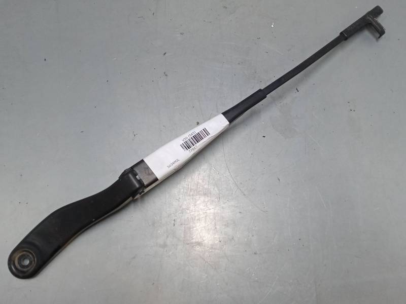 BRAZO LIMPIA DELANTERO IZQUIERDO 