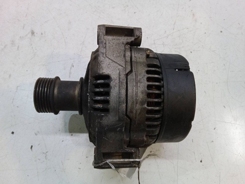 Recambio de alternador para saab 9-3 (ys3d) 2.0 turbo referencia OEM IAM 2655475  373002A110