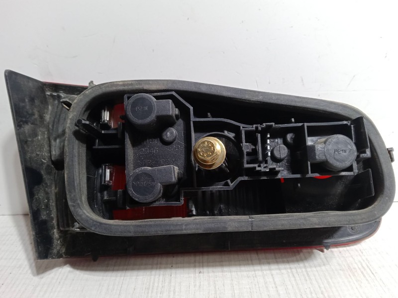 Recambio de piloto trasero porton derecho para renault laguna ii (bg0/1_) 2.0 16v (bg00, bg0k, bg0p, bg0w) referencia OEM IAM   