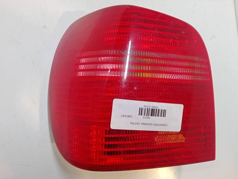 Recambio de piloto trasero izquierdo para volkswagen polo (6n2) 1.0 referencia OEM IAM   